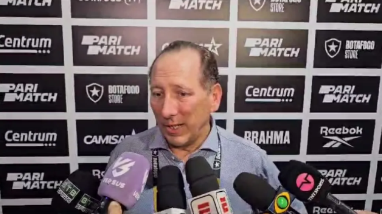 Textor lamenta fim de ano do Botafogo 