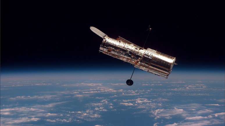 Falhas em um dos giroscópios do Hubble fizeram o telescópio entrar no modo de segurança (Imagem: Reprodução/NASA)