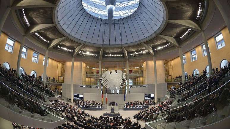 Plat&atilde;o acreditava que os governantes deveriam agir de forma altru&iacute;sta e virtuosa