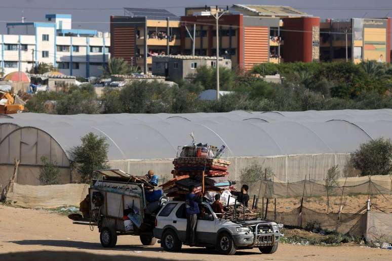 Os palestinos se preparam para deixar Khan Yunis seguindo a ordem de evacuação de Israel