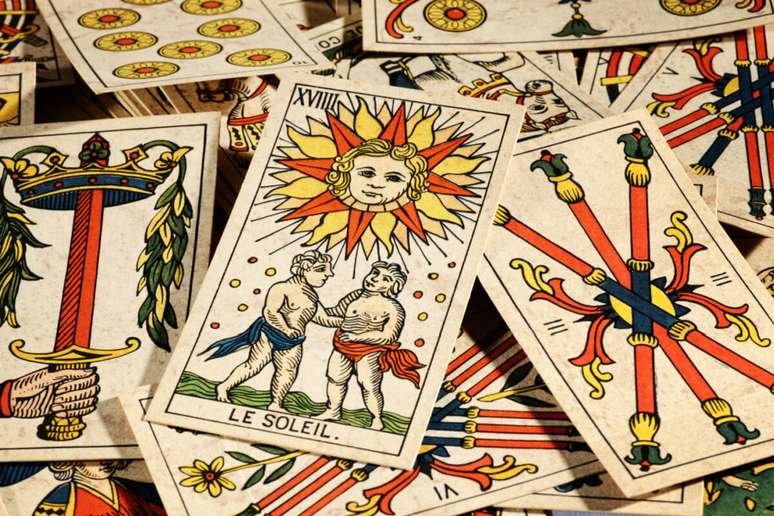 Confira as previsões do Tarot para o seu signo; veja o que as cartas  revelam!, Esoterismo