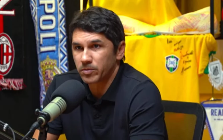 Lúcio Flávio durante entrevista 