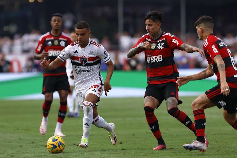 A Gazeta É hoje! São Paulo e Flamengo fazem o 2° jogo da final, jogo de  agora sao paulo 