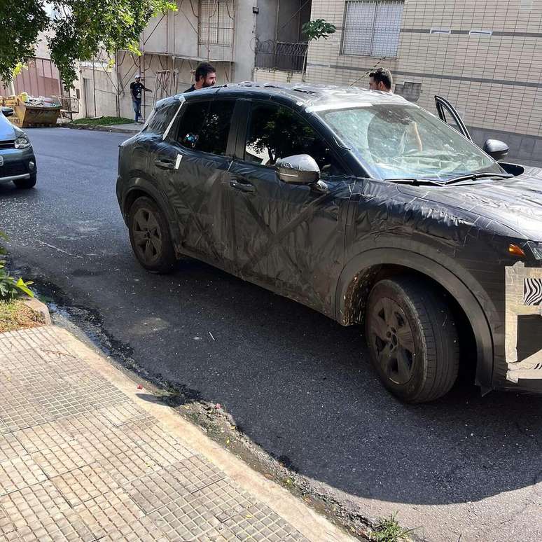 Novo Nissan Kicks em testes no Brasil