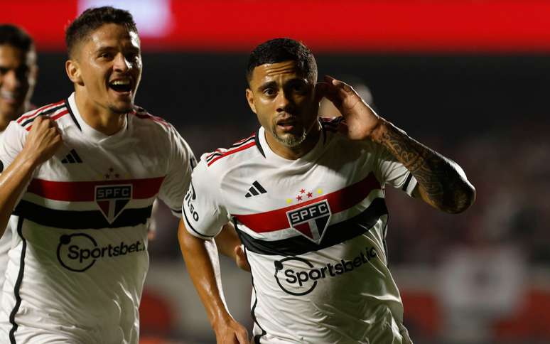 San Paolo announces the renewal of the contract with the attacker and provokes his rival