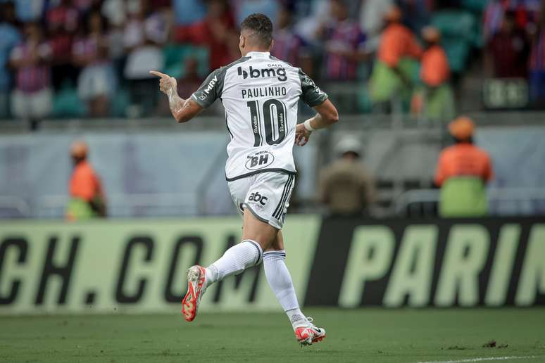 Paulinho marcou o único gol na derrota para o Bahia 