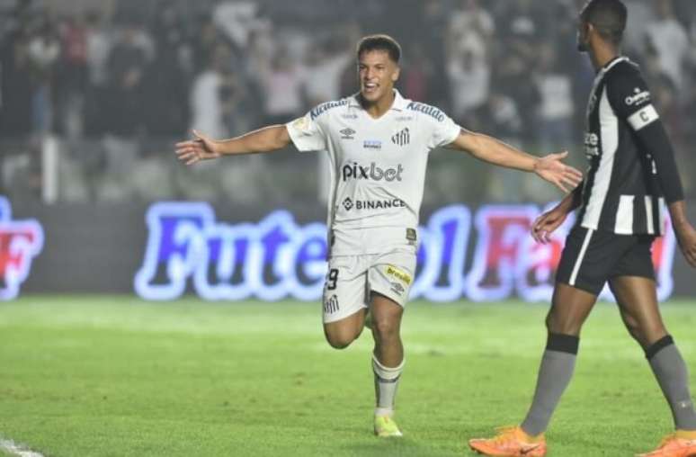 Ivan Storti/Santos FC - Legenda: Marcos Leonardo foi o artilheiro do Santos na Série A, com 13 gols, mas oscilou e teve atos de indisciplina