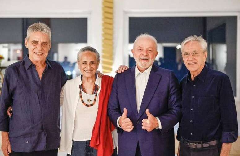 Chico, Bethânia, Lula e Caetano em encontro