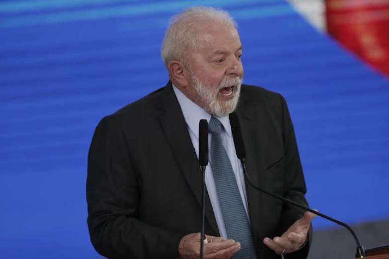 Avaliação do governo Lula oscilou negativamente, segundo pesquisa Ipec, instituto criado pelos antigos funcionários do Ibope