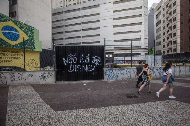 Prefeitura de São Paulo prevê fechar a Avenida São João para circulação de carros aos domingos