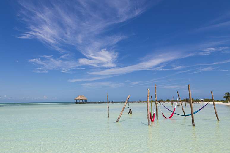 Misture o tom das Maldivas com o cenário mais famoso de Jeri e você tem Holbox, um México sem multidões