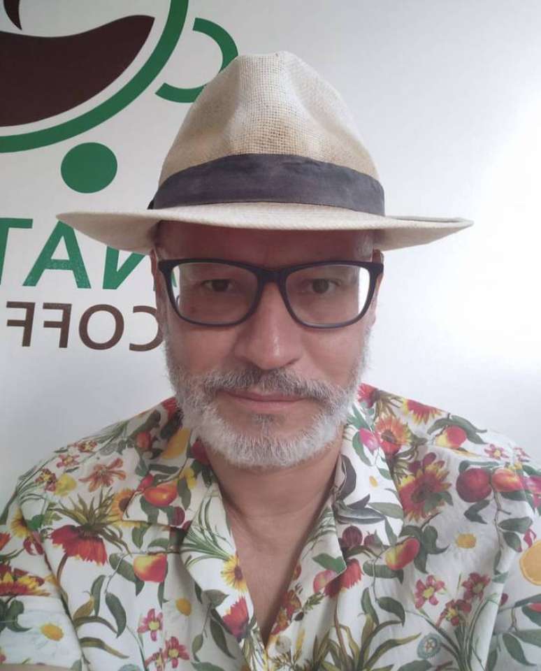 O autor Joaquim Arena