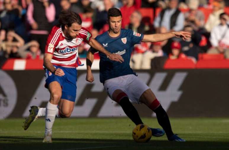 Granada x Athletic Bilbao: jogo será retomado nesta segunda após