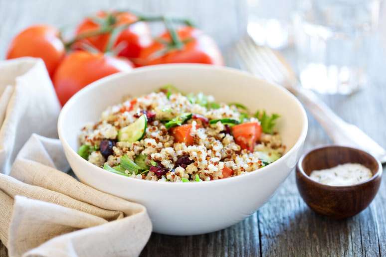 Salada de quinoa 