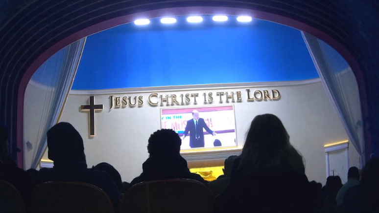 Culto liderado pelo Bispo Edir Macedo, fundador da IURD