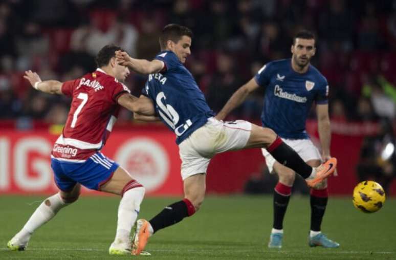 Granada empata com Athletic Bilbao na continuação do jogo suspenso