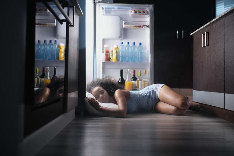 Putting your head in the freezer could have the same effect as caffeine, the scientist suggests
