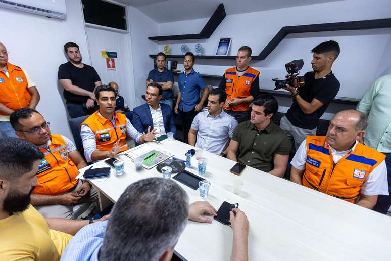 Representantes da prefeitura de Maceió e do governo de Alagoas fizeram uma reunião de emergência após rompimento da mina 18 da Braskem em Maceió.