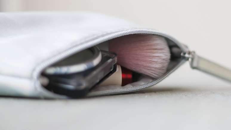 Esses itens precisam estar na sua necessaire nesse ver&atilde;o - Shutterstock