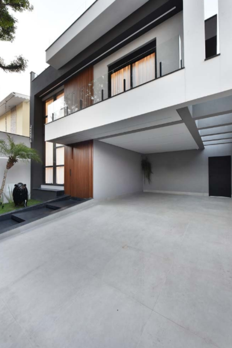 Cores de casas: cores claras trazem luminosidade e amplitude ao ambiente – Projeto: Rodrigo Baleeiro – Dbale Arquitetura | Foto: Sidney Doll