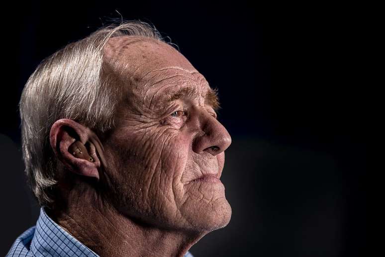 Irmãos de pessoas com Alzheimer tendem a ter uma vida mais curta (Imagem: JD Mason/Unsplash)