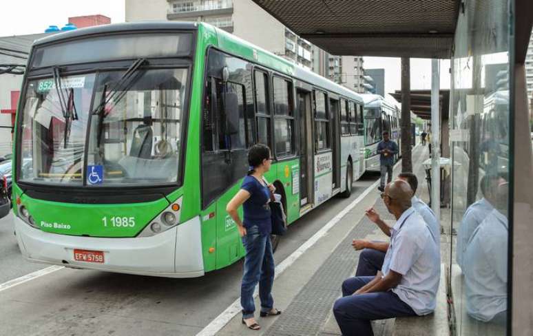 How will zero fares on buses work in Sao Paulo?