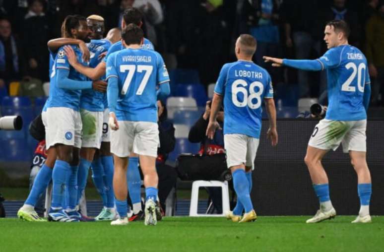 Champions League: Liverpool faz 7 a 1, e Napoli vence novamente; veja  resultados