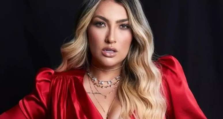 Te mete com ela pra ver... Thayse Teixeira vai enfrentar a artilharia de perguntas sobre 'A Fazenda' e vida pessoal