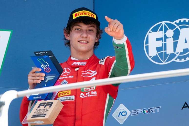 Andrea Kimi Antonelli, de apenas 17 anos, é considerado futuro talento da F-1.