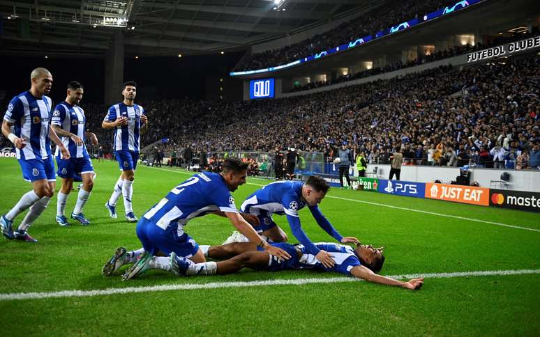 Decisões marcam a última rodada da fase de grupos da Champions League