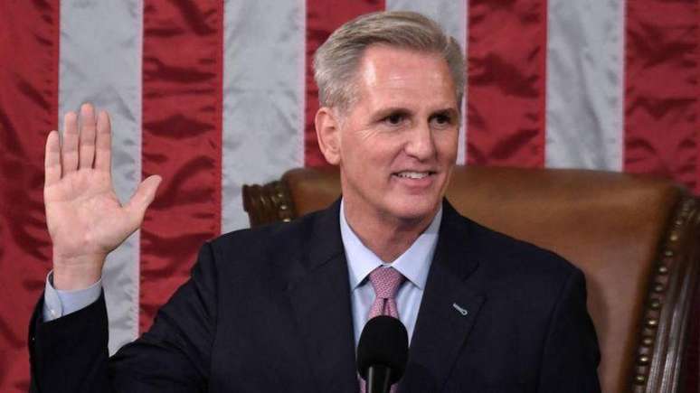 Kevin McCarthy anunciou a abertura de procedimento contra Biden