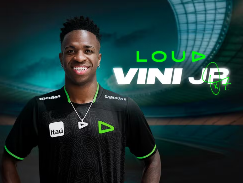 Vini Jr. com a camisa da LOUD 