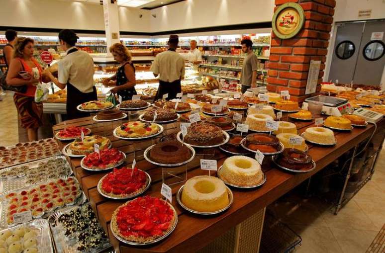 Padaria A Lareira é boa pedida para comer antes do show da Taylor Swift. Estabelecimento fica na Av, Sumaré. Na foto, a filial no bairro do Limão, zona norte.