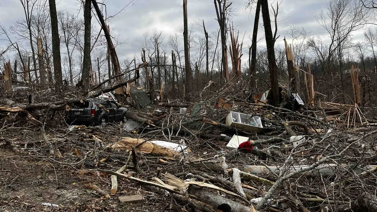 Tornado causou destruição no Tennesse no último sábado