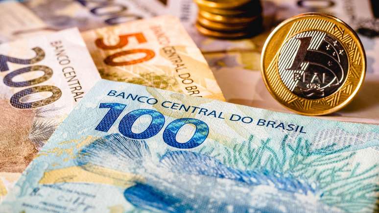 Notas e moedas de reais