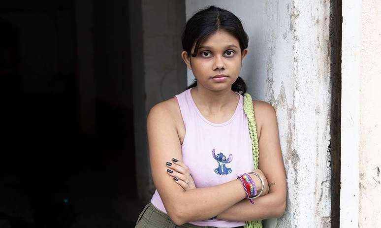 Astha Sinhaa ficou horrorizada ao encontrar sua m&atilde;e Bhoomi t&atilde;o abalada