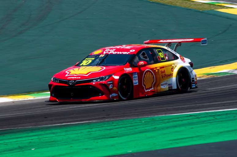 Ricardo Zonta garante a pole da super final em Interlagos