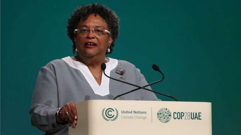 Primeira-ministra de Barbados apresentou um plano para ajudar os pa&iacute;ses em desenvolvimento na transi&ccedil;&atilde;o para um modelo de energia limpa