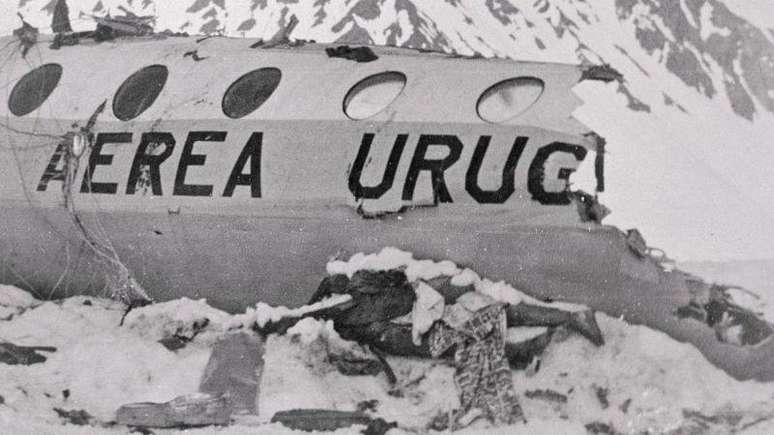 O avião que levava os atletas uruguaios para o Chile caiu nos Andes no dia 13 de outubro de 1972