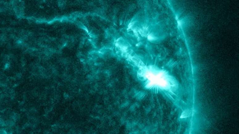 O Solar Dynamics Observatory da Nasa capturou a explosão solar.