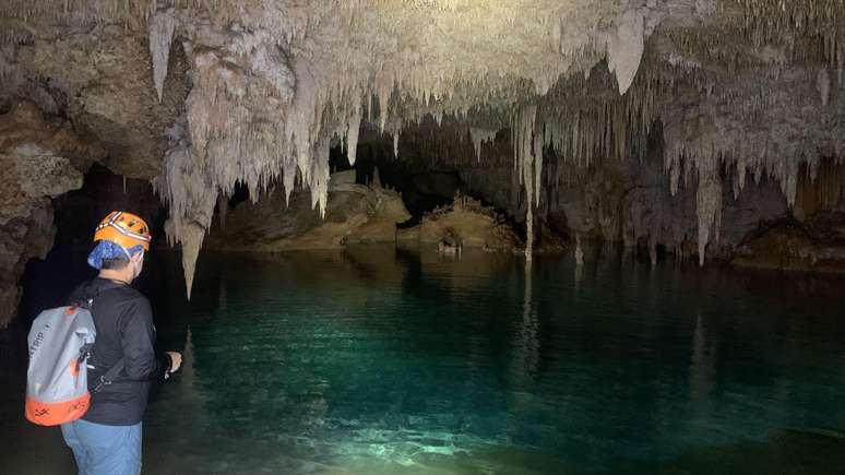 Caverna Oppenheimer, a poucos metros do trajeto do Trem Maia, oferece fascinantes imagens naturais