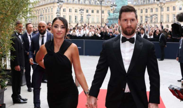 Messi’s wife, Antonela Roccuzzo, puts to rest the rumors of a marital crisis with a new post. Details! Messi’s wife, Antonela Roccuzzo, puts to rest the rumors of a marital crisis with a new post. Details!