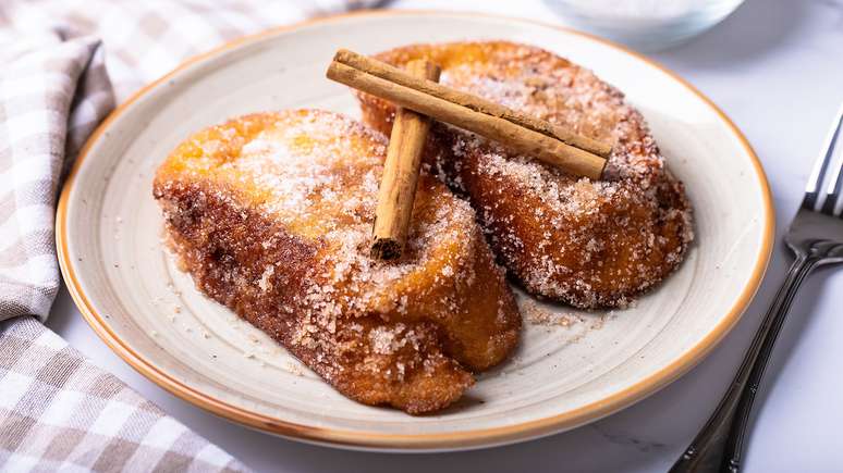 How to make a simple French toast: 4 recipes without frying