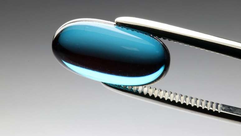 Men begin testing the first hormone-free contraceptive pill
