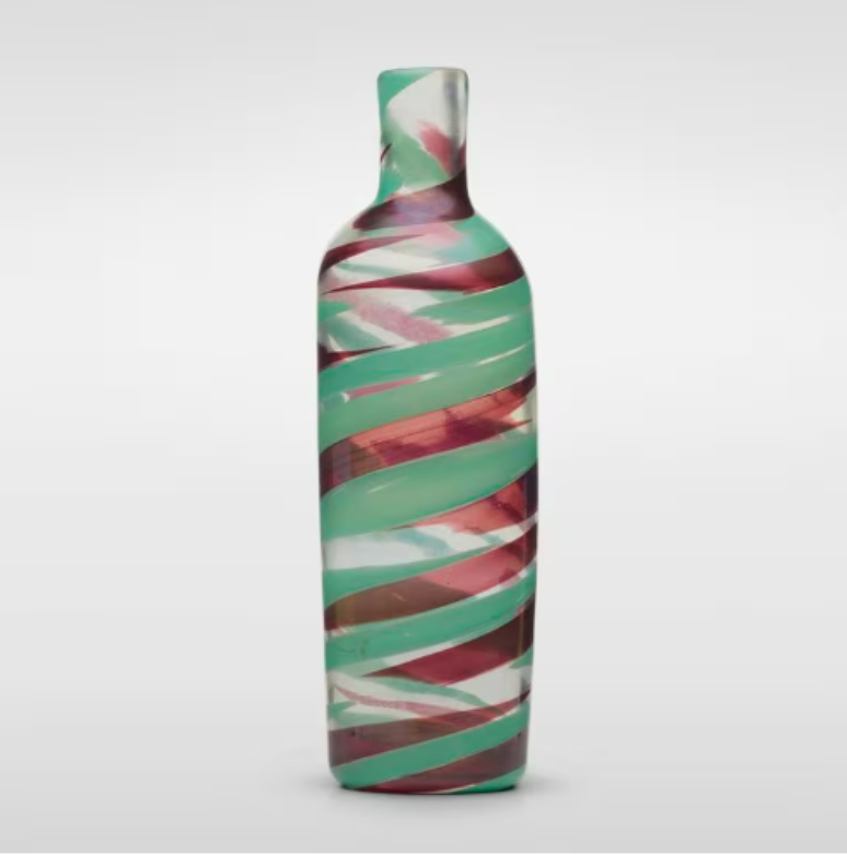 Mulher compra vaso em brech&oacute; e o revende por R$ 520 mil nos EUA