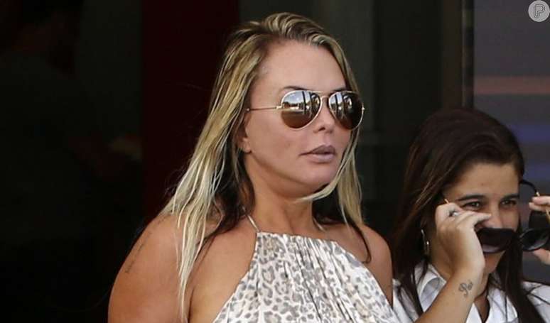 O que houve com Cristina Mort&aacute;gua? Novo post na rede social da modelo acusa filho com Edmundo e ex-amigo de agress&atilde;o. 'Medo de ficar sozinha'.