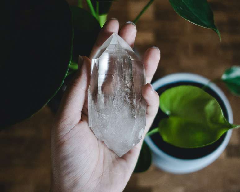 New Year: crystals to absorb negative energy and protect the home
