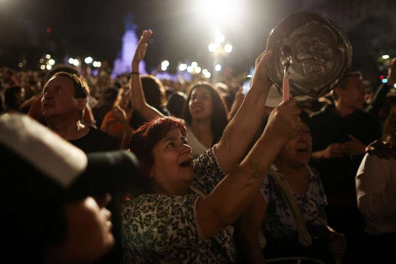 Protesto em Buenos Aires contra políticas de Javier Milei (21/12/2023)