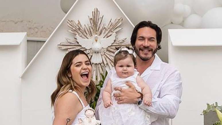 Lua Di Felice overcomes her tenderness by eating panettone for babies