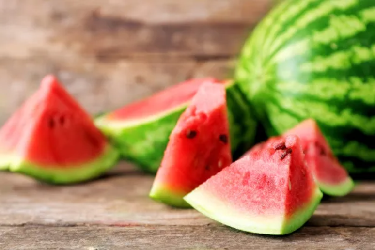 3 fruits that help you stay hydrated in summer